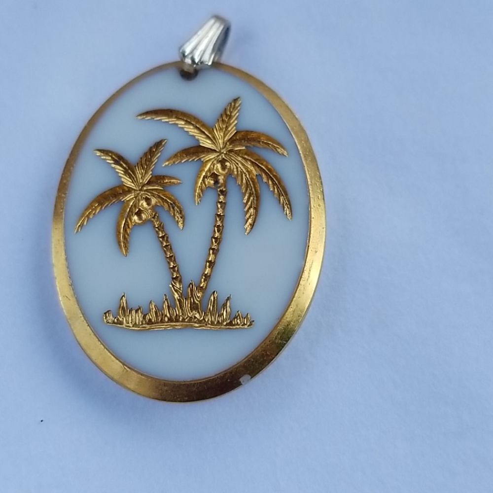 Vintage Pendant